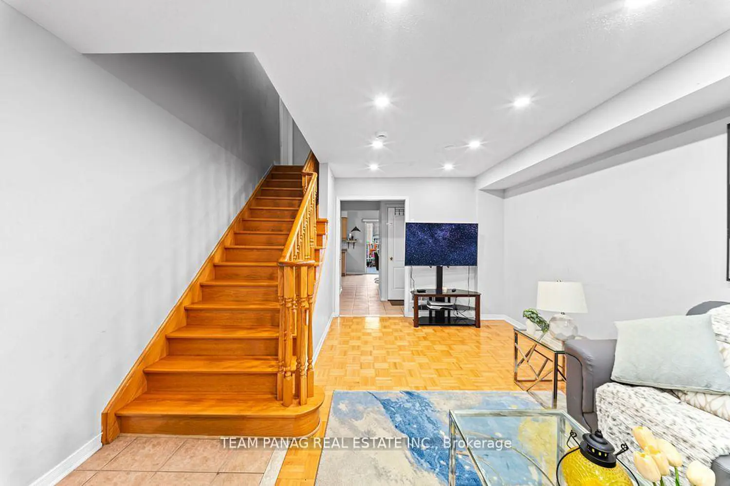 31 Snowshoe Lane photo 2