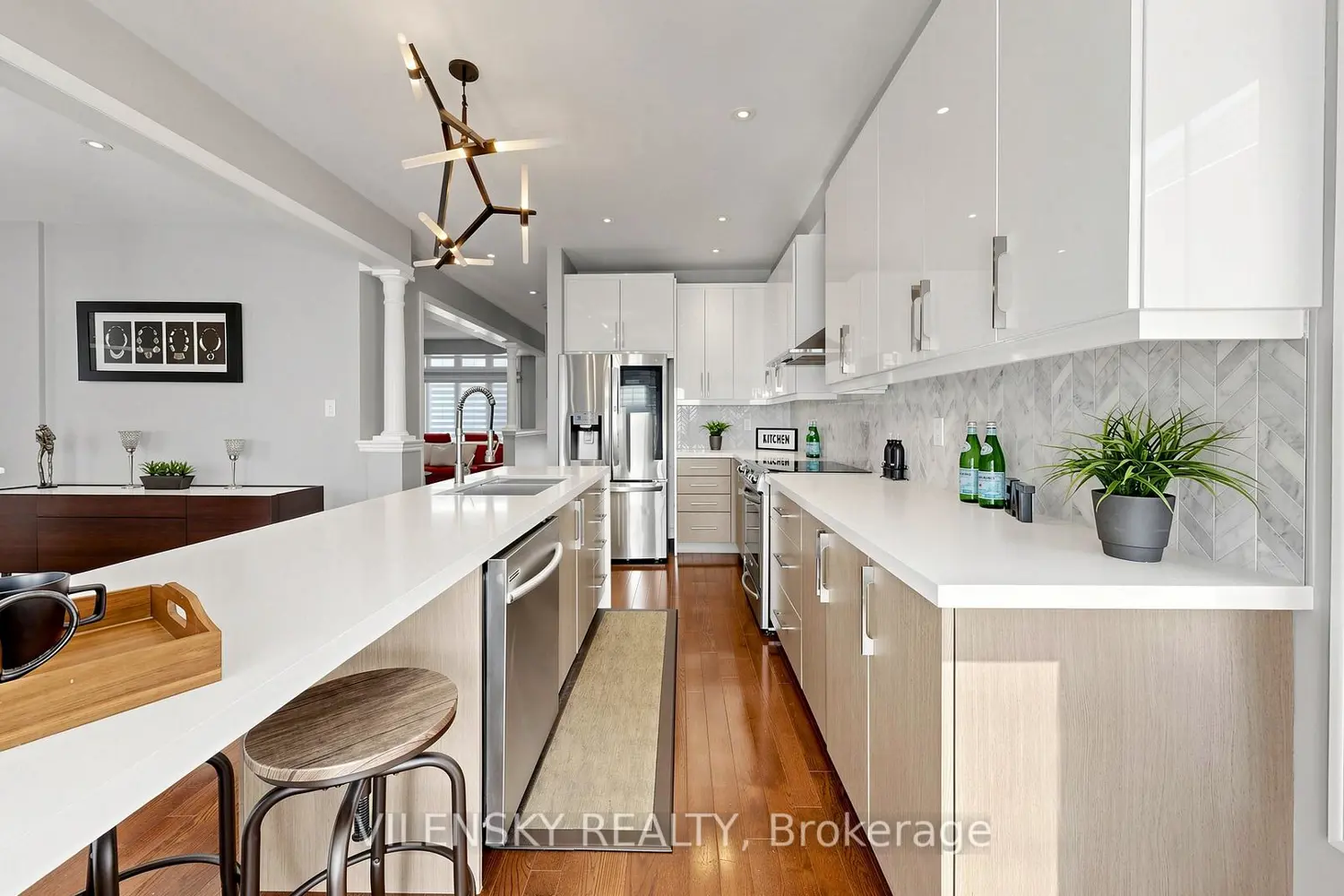 294 Ilan Ramon Boulevard photo 5