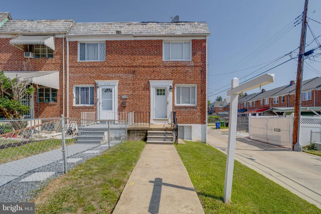 4100 Colborne Road, Baltimore, MD 21229 photo 2