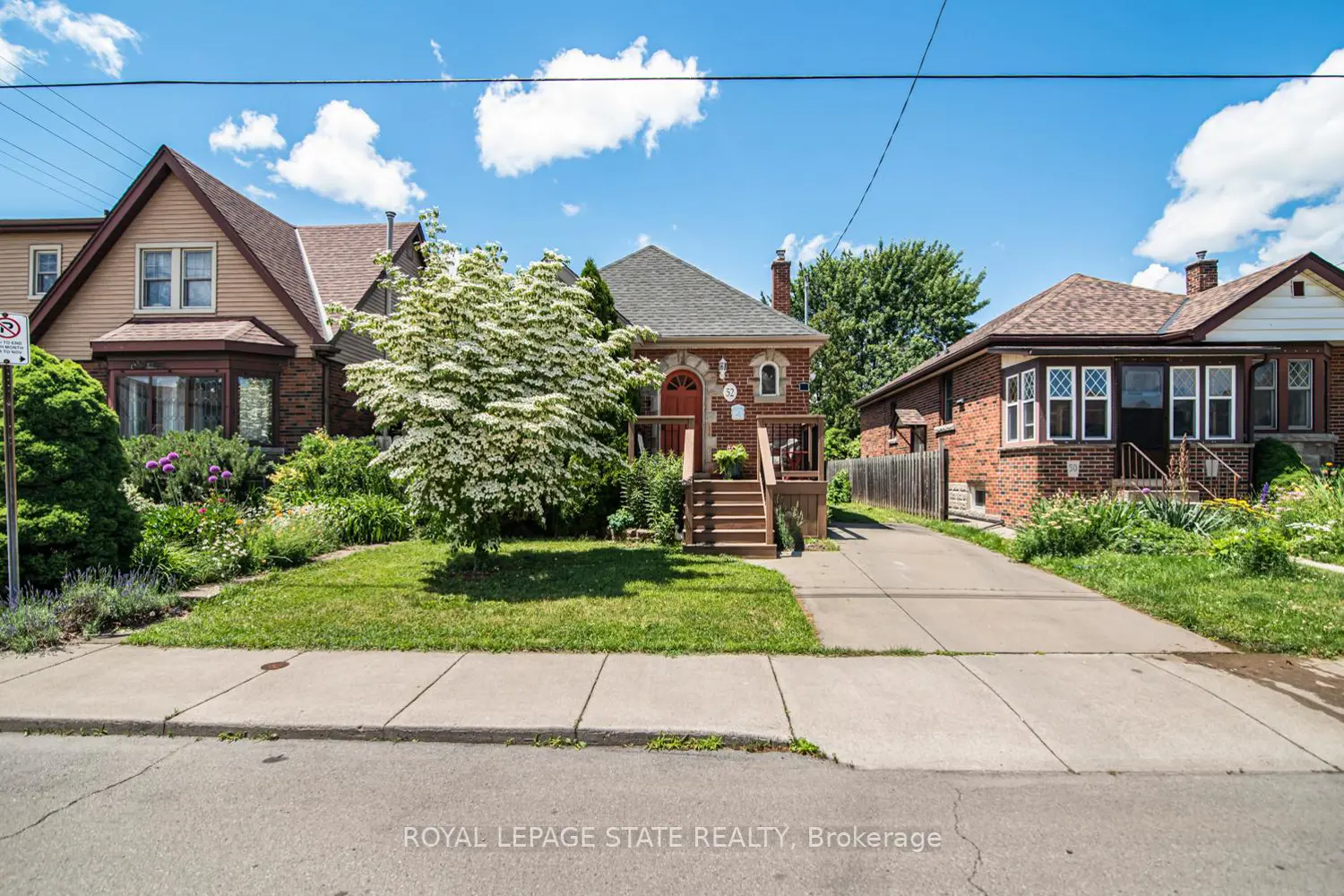 52 Cameron Avenue photo 2