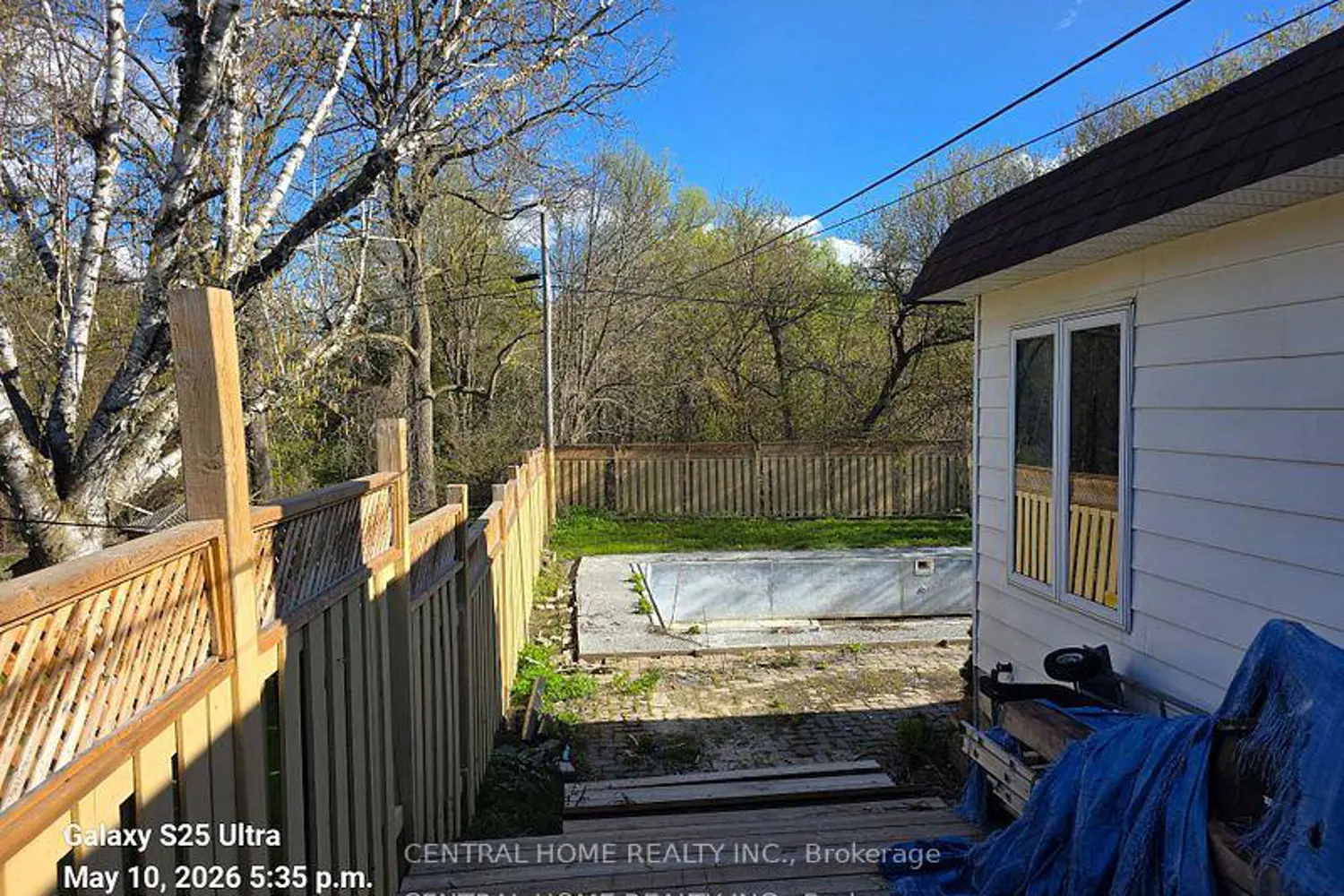 206 Parkview Crescent photo 3