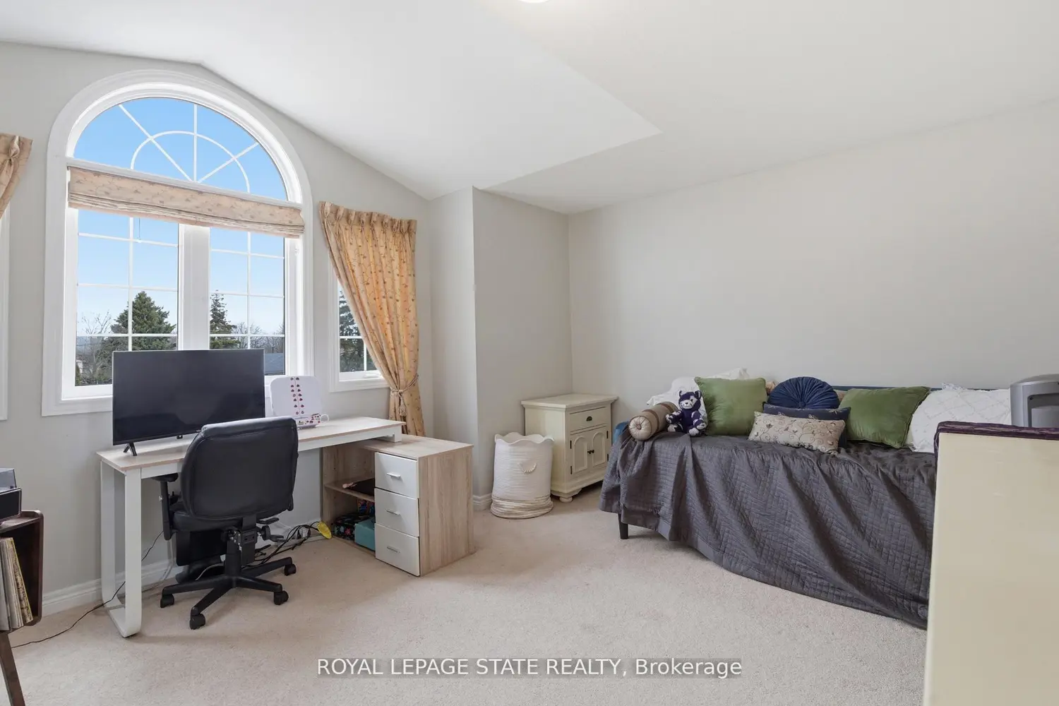 84 Duncairn Crescent photo 5
