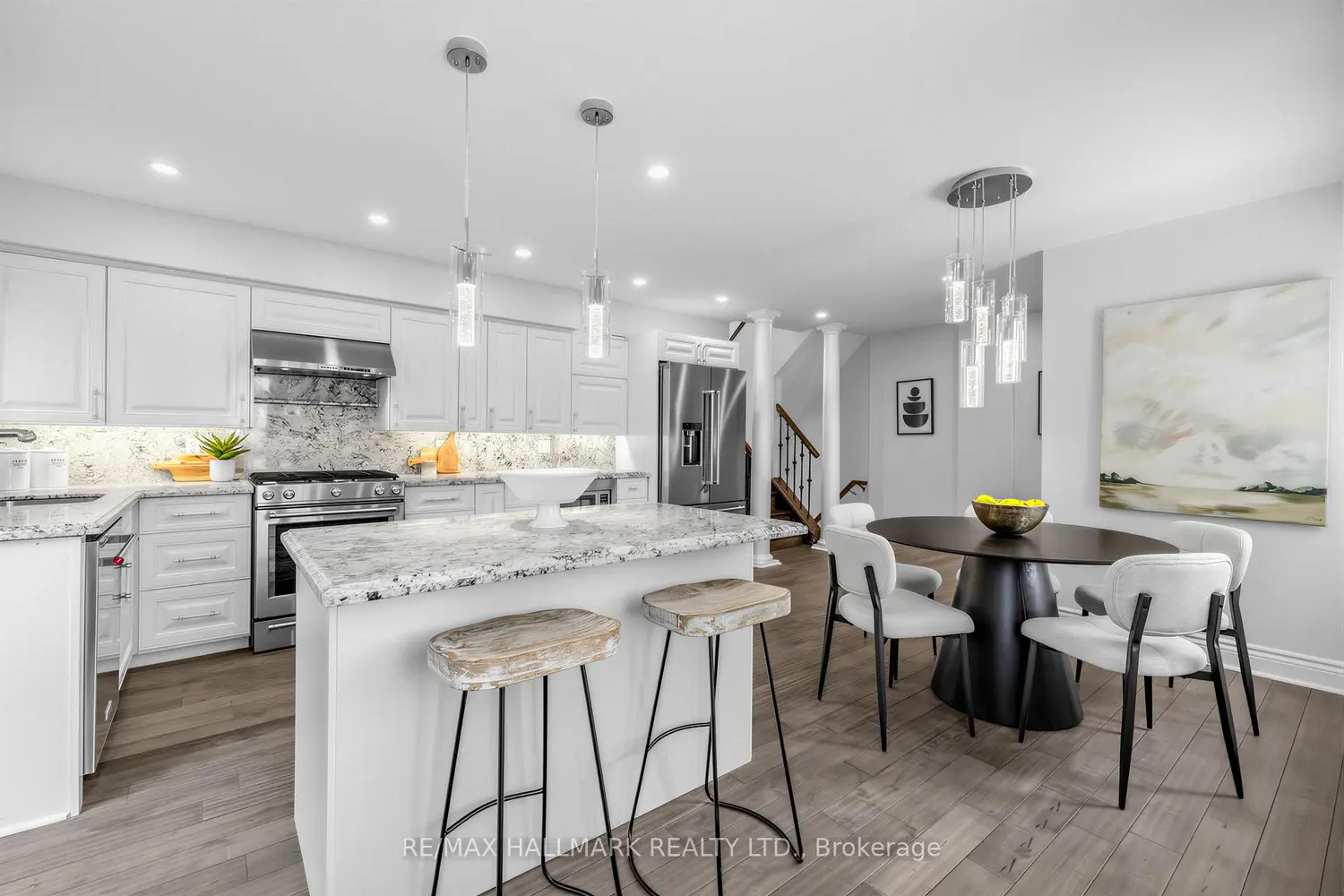 225 Lucas Street photo 3