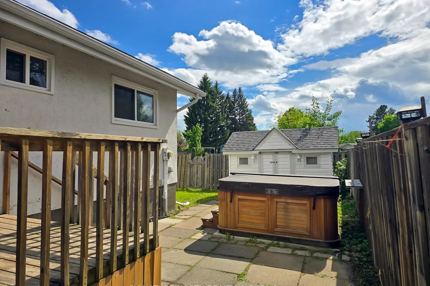 189 Evans Street photo 5