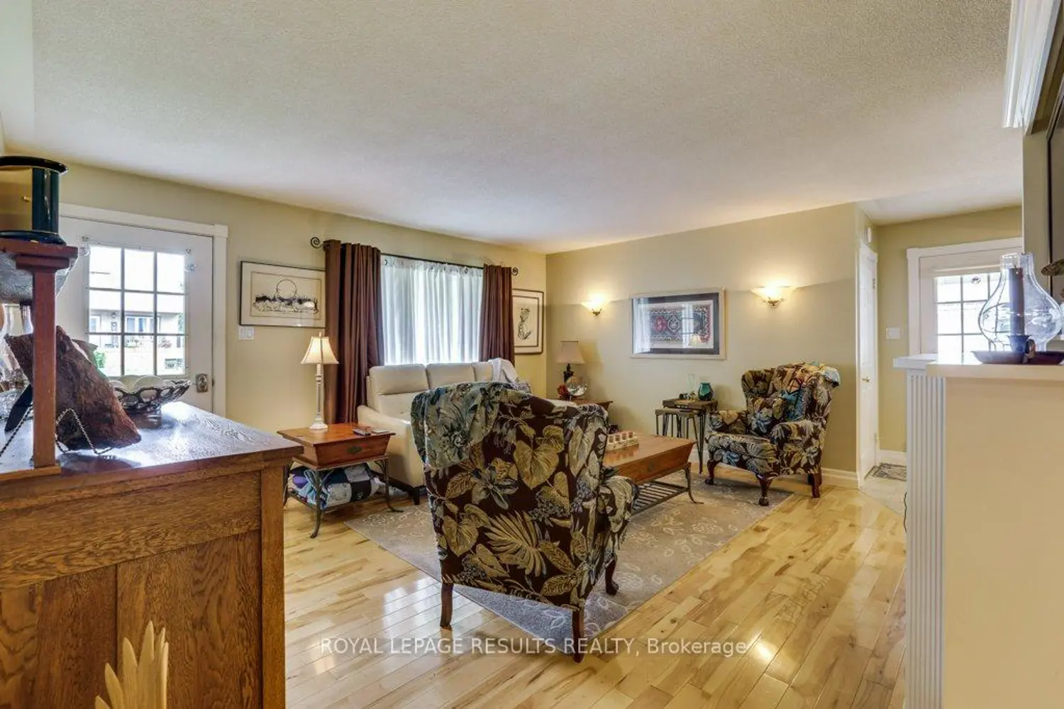 46325 Methodist Street photo 5