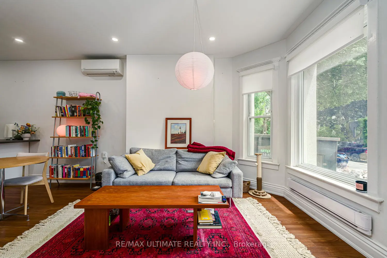 56 Wright Avenue photo 2