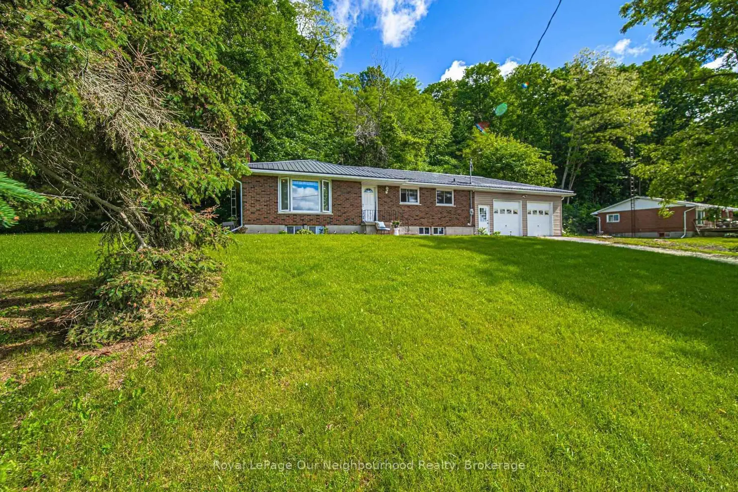 120 Massey Road photo 2