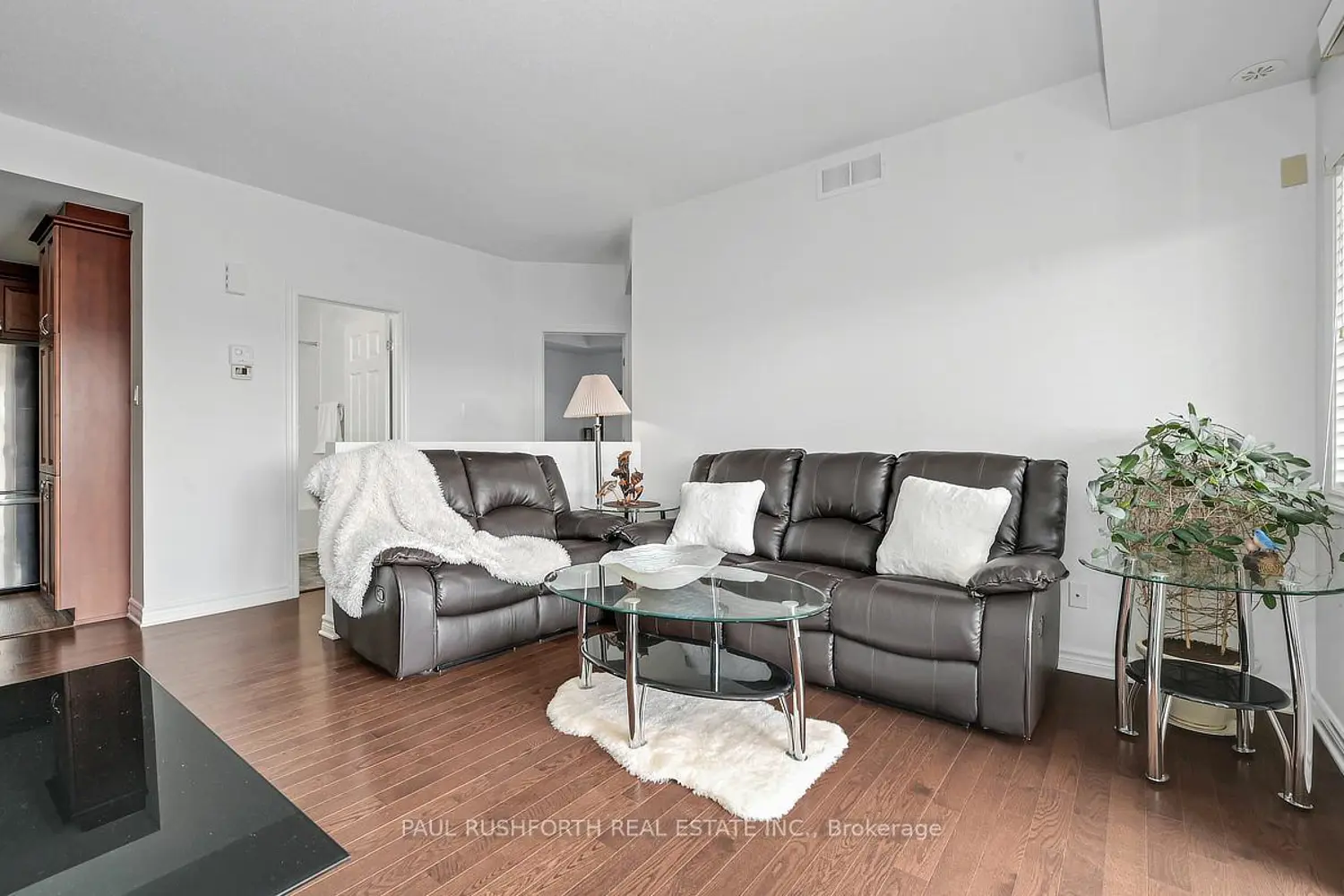 137 Harthill Way L photo 5