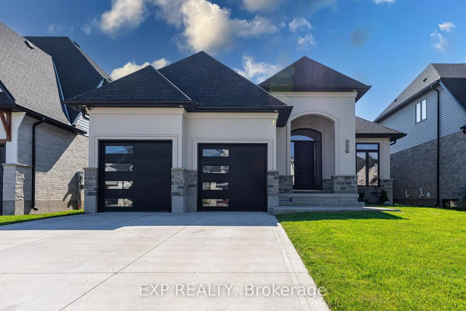 4099 Sugarmaple Crossing