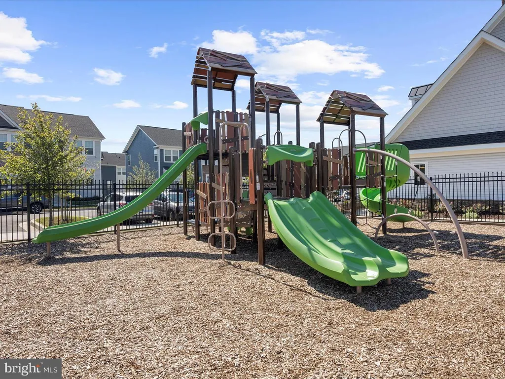 2403 Woodlands Road, Baltimore, MD 21244