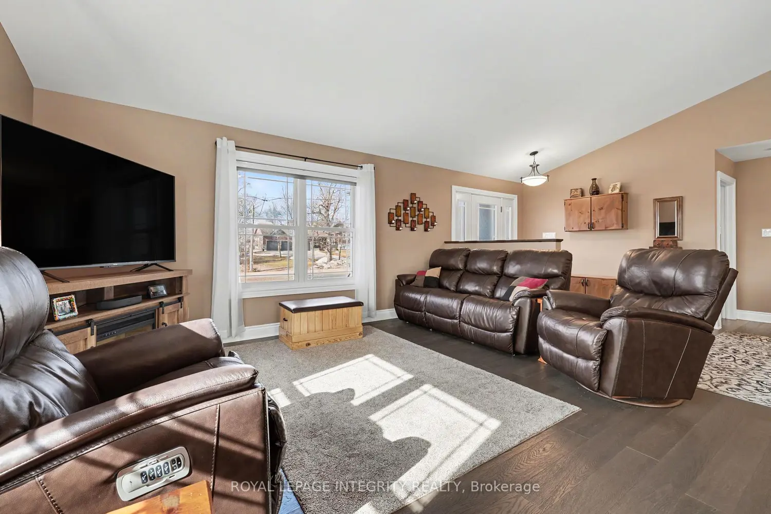 165 Bristow Drive photo 5
