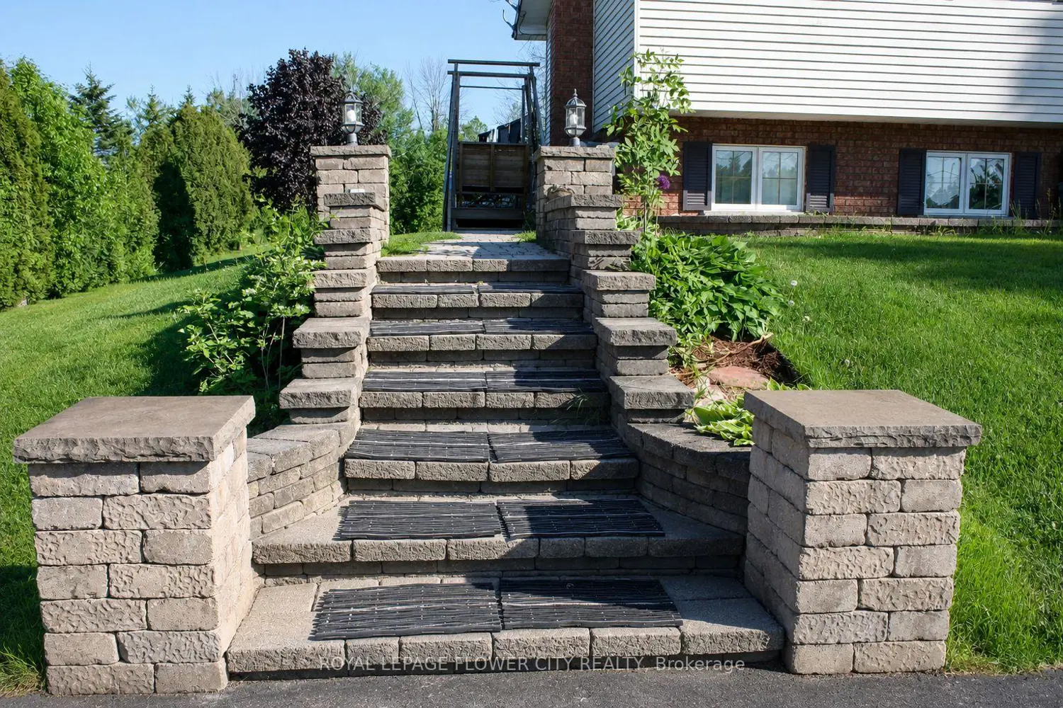 18528 Paragon Road photo 4