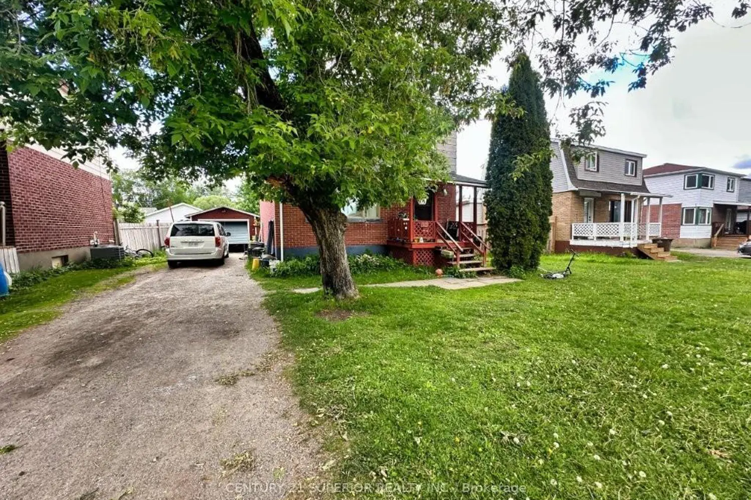 113 Stadler Ave photo 4