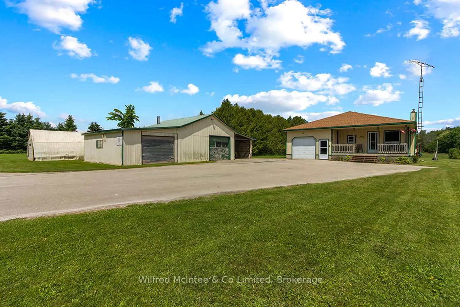 242287 16 Concession
