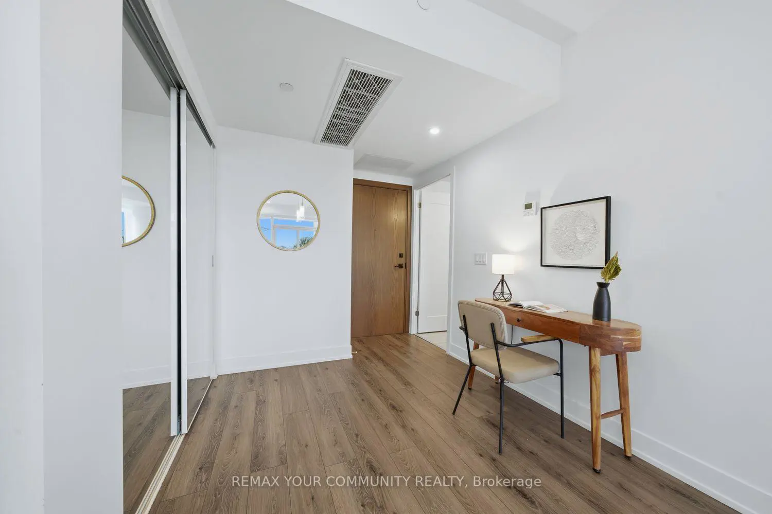 1316 Kingston Road 305