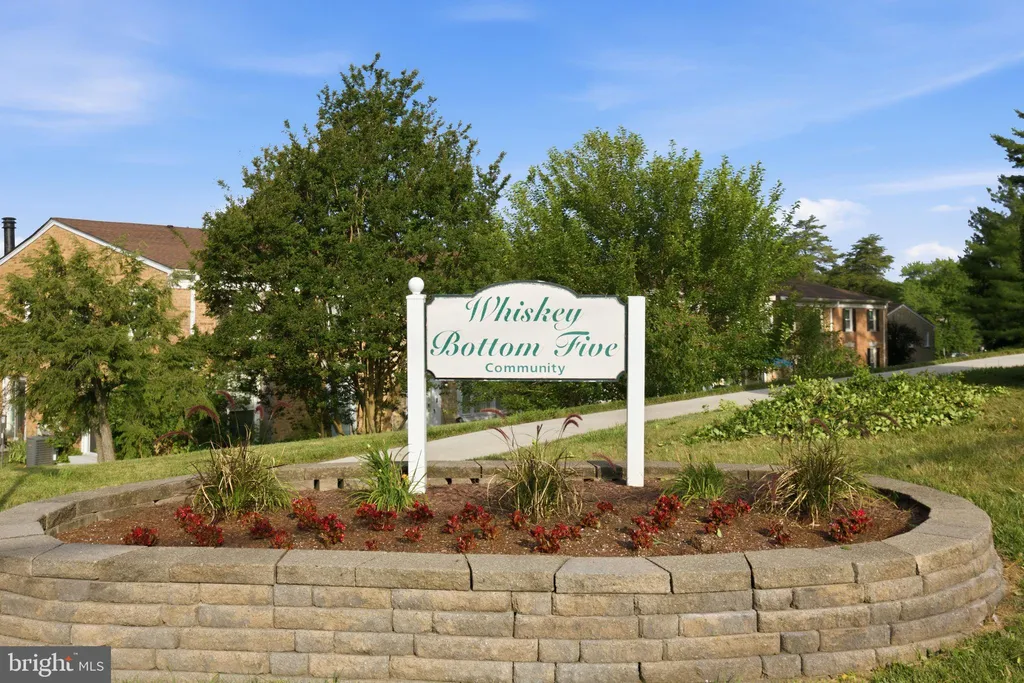 9060 Moonshine Hollow Unit B, Laurel, MD 20723