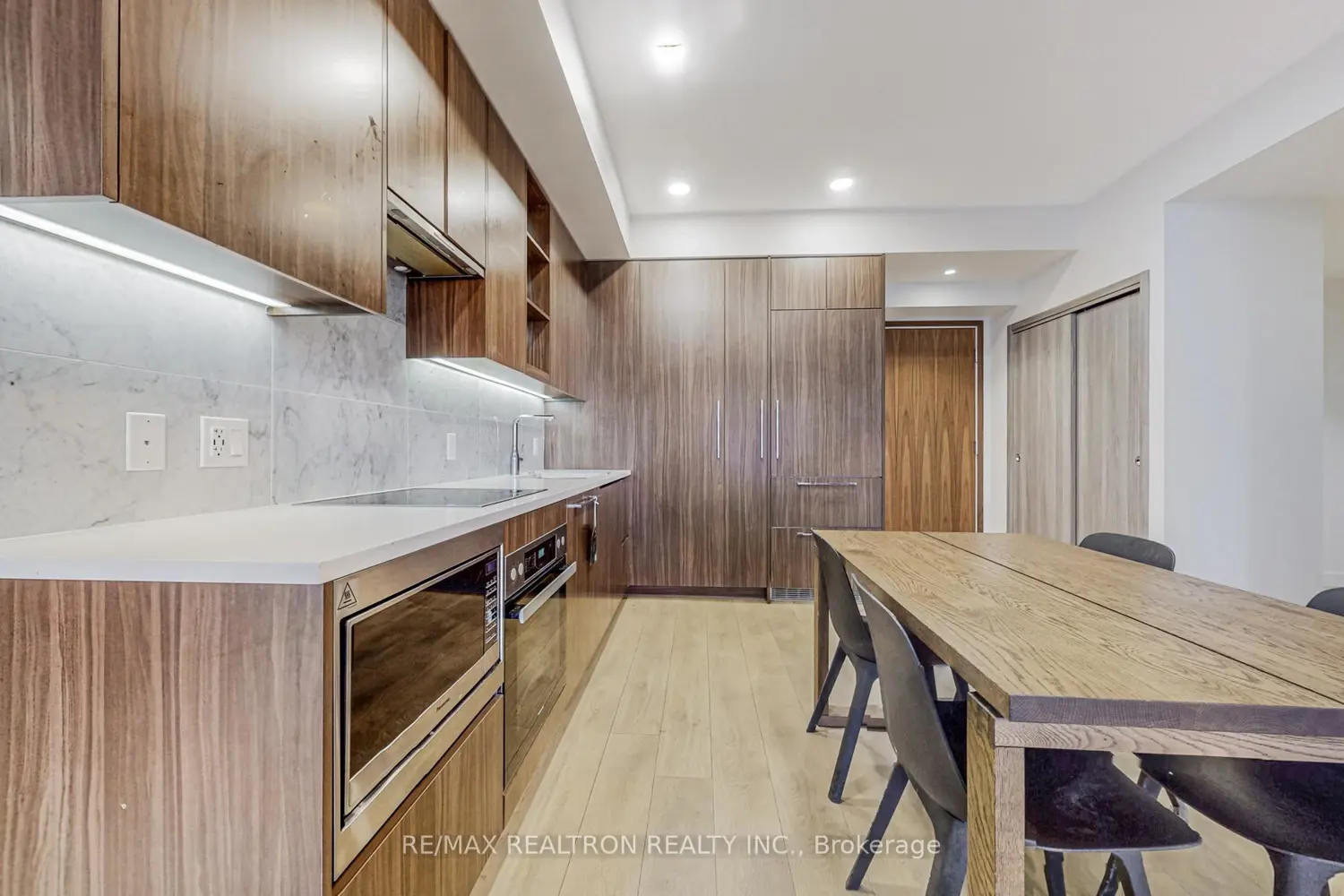 85 Mcmahon Drive 3106