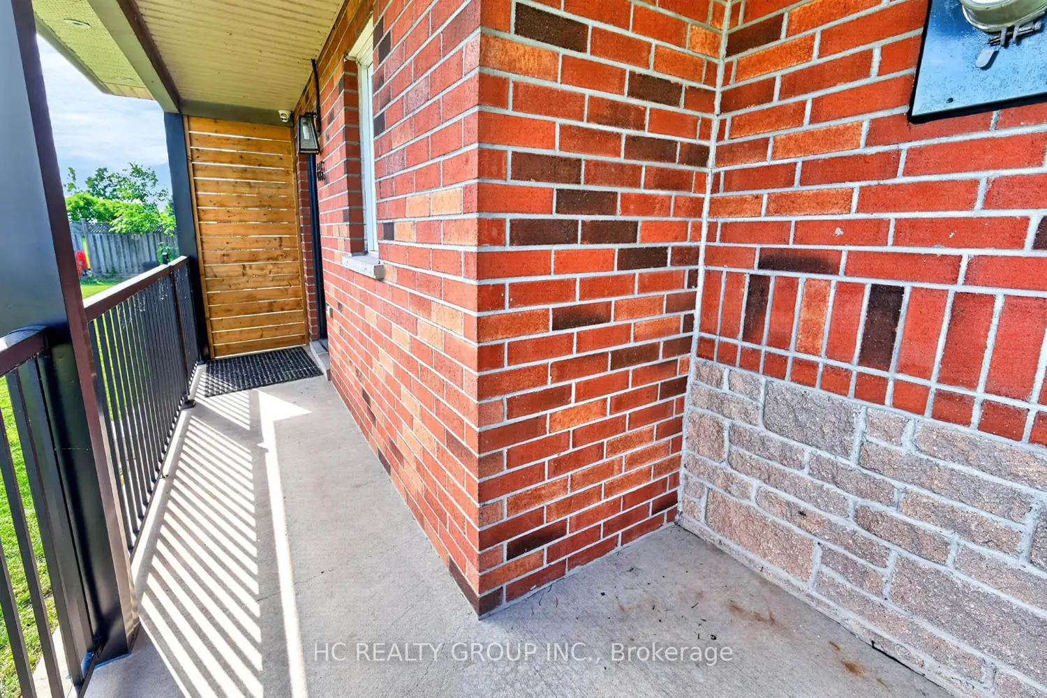 465 Dewitt Road photo 5