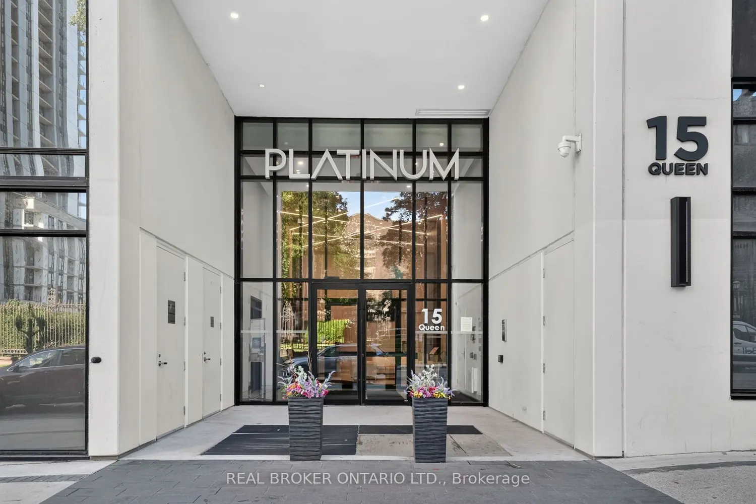 15 Queen Street 1206