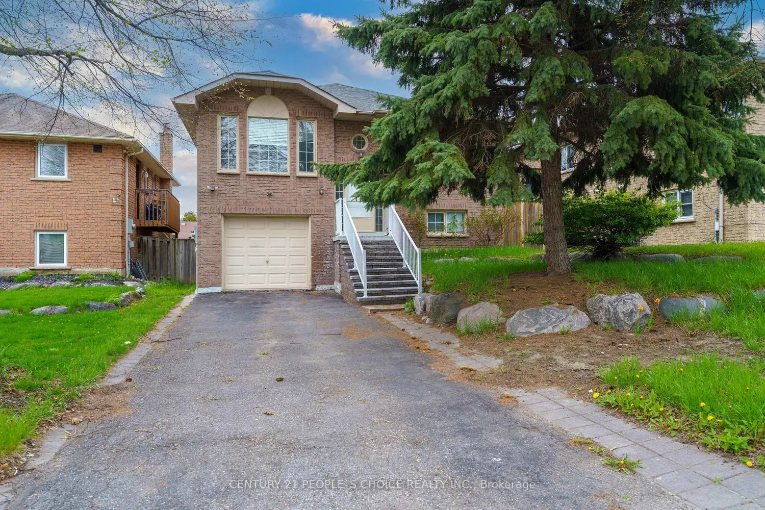 4 Hiscox Court