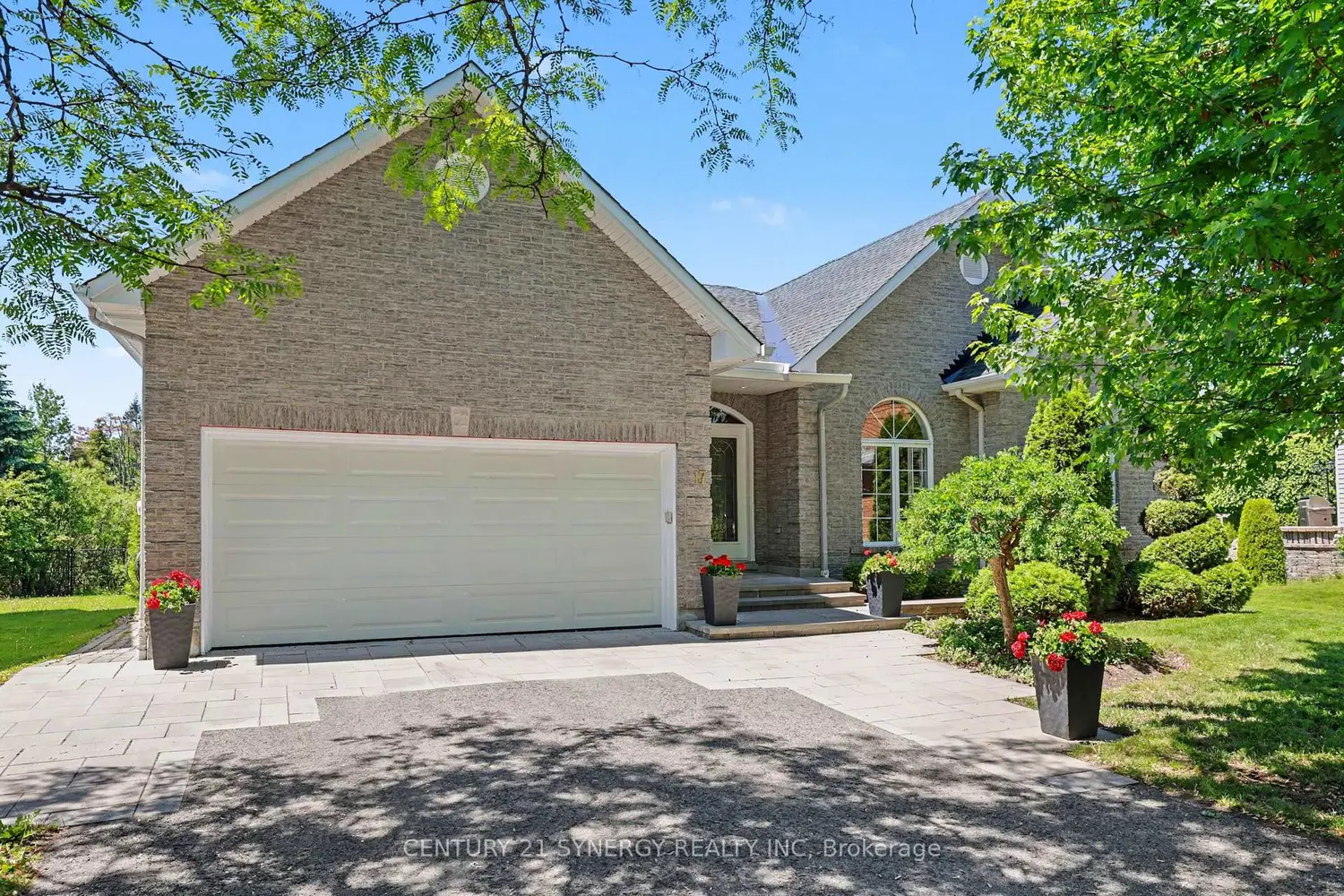 17 Warnock Way