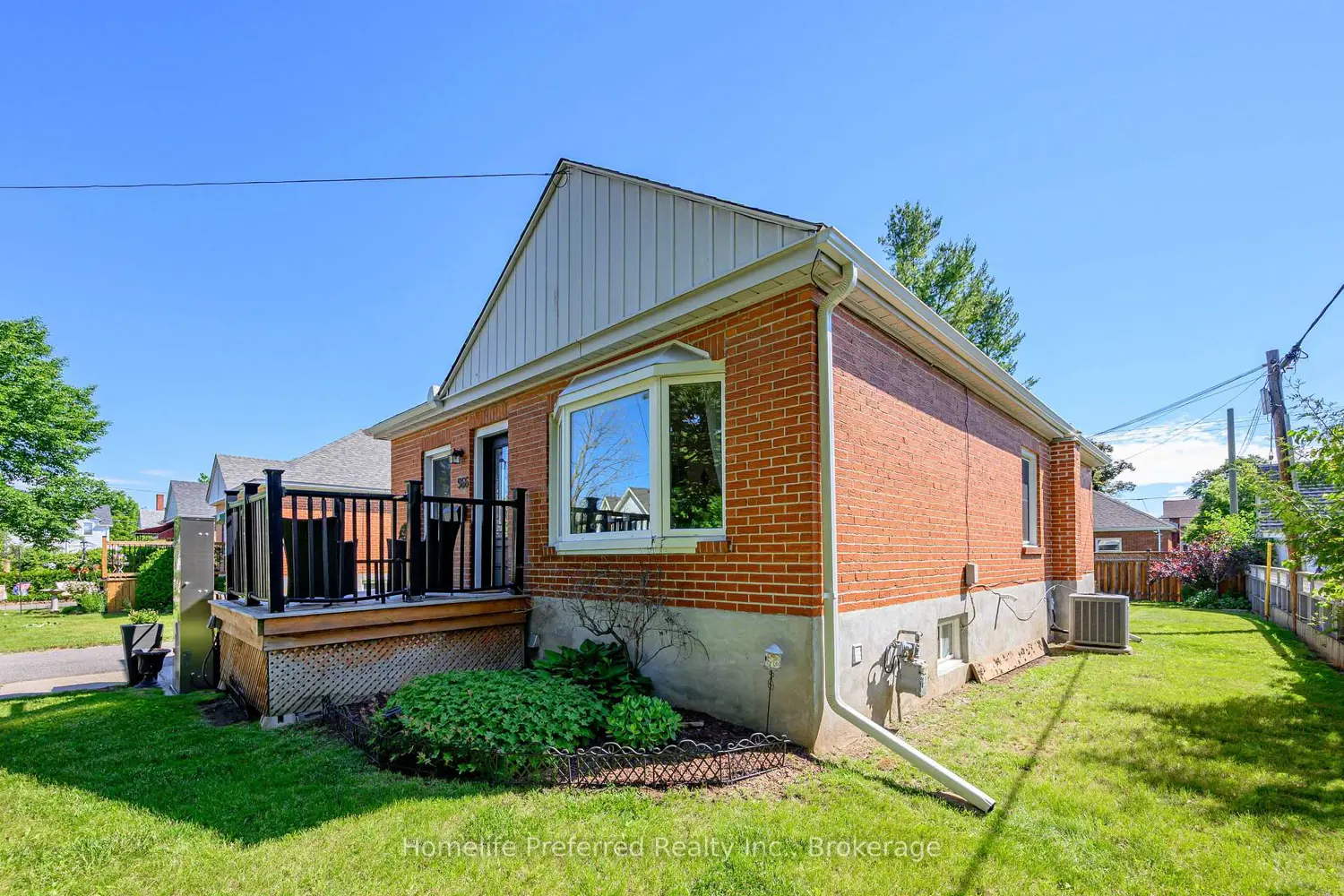 966 Noble Place photo 4
