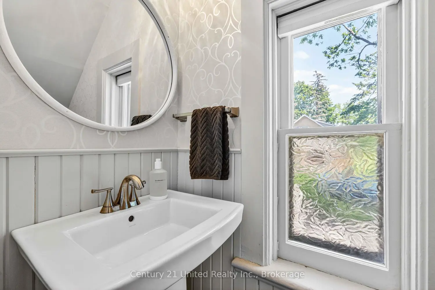 186 Aberdeen Avenue photo 5