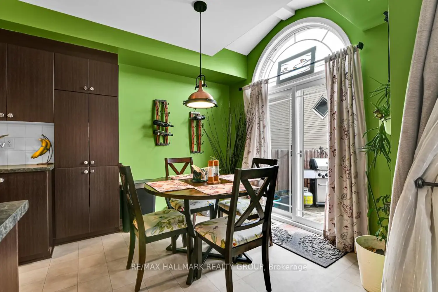 679 Percifor Way photo 4