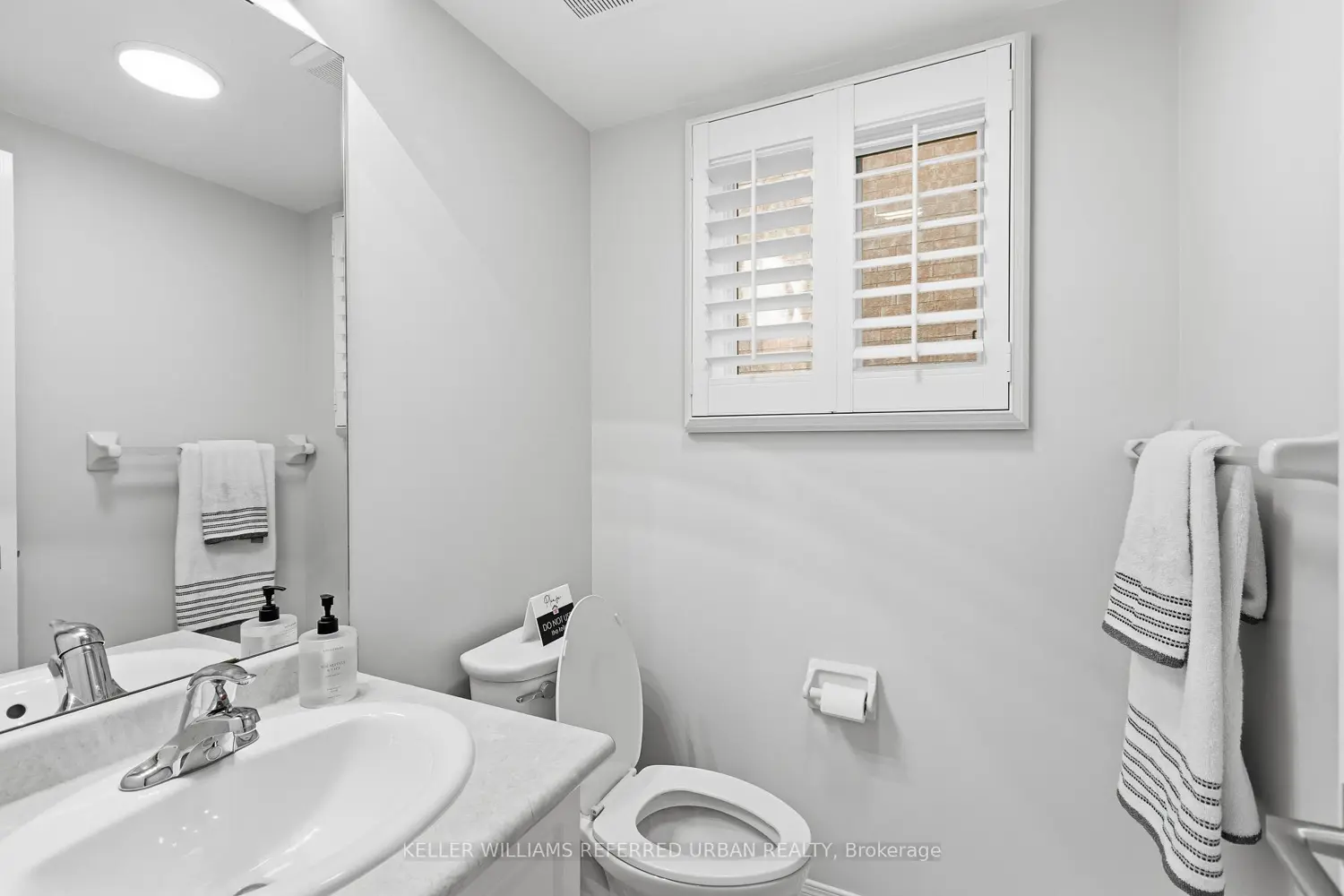129 Dolce Crescent photo 5