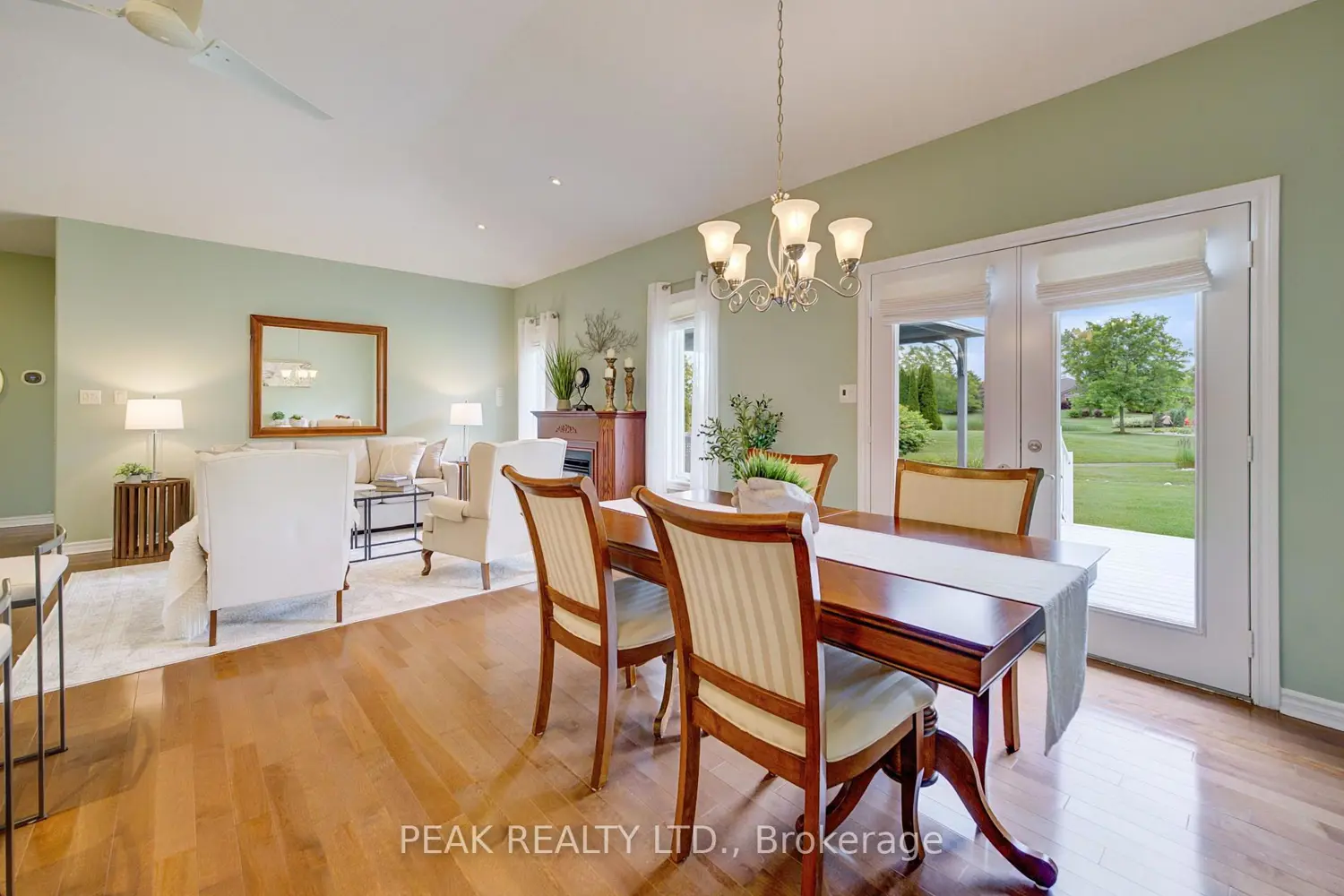 148 Devonshire Drive photo 2
