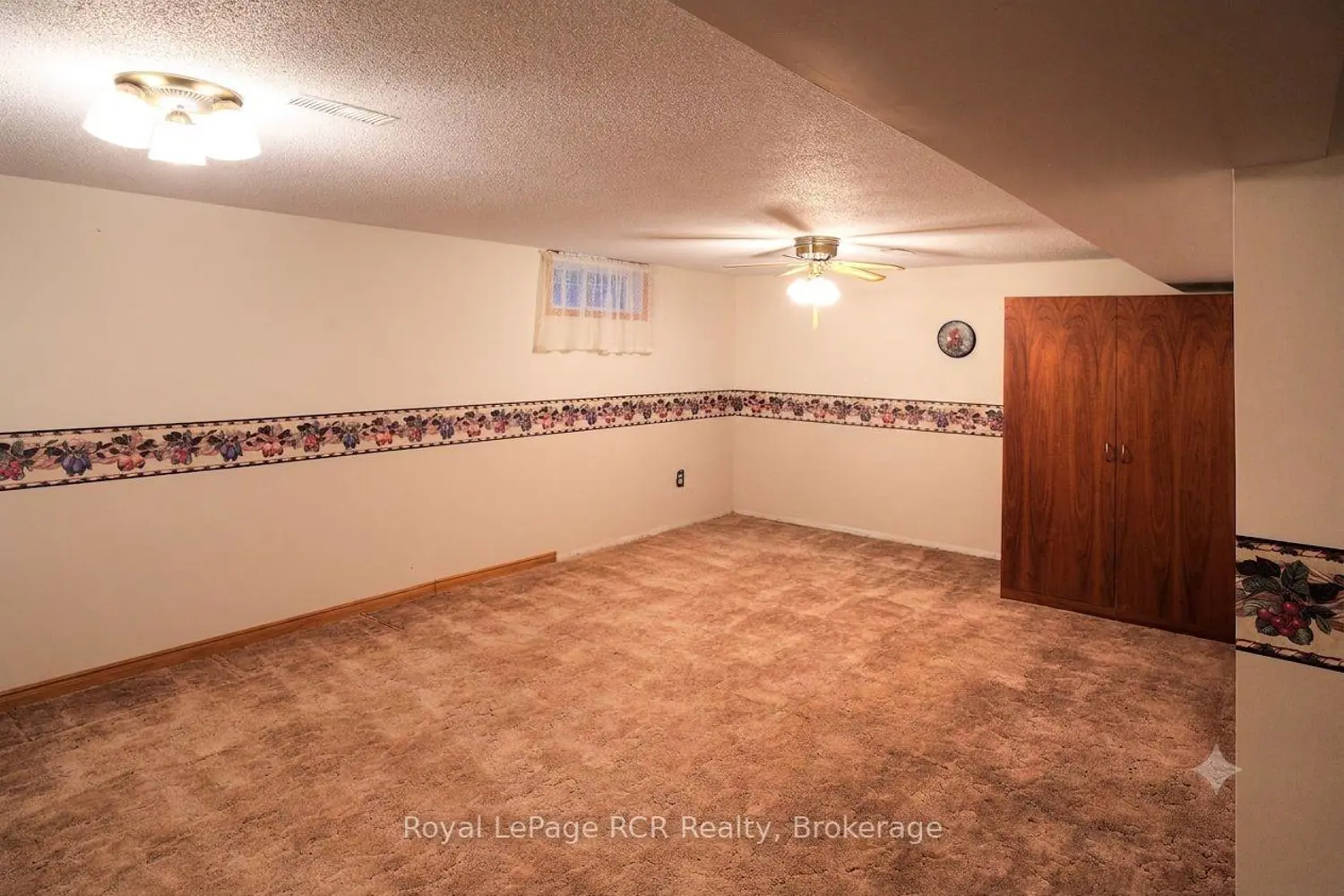 712 16Th Street photo 2