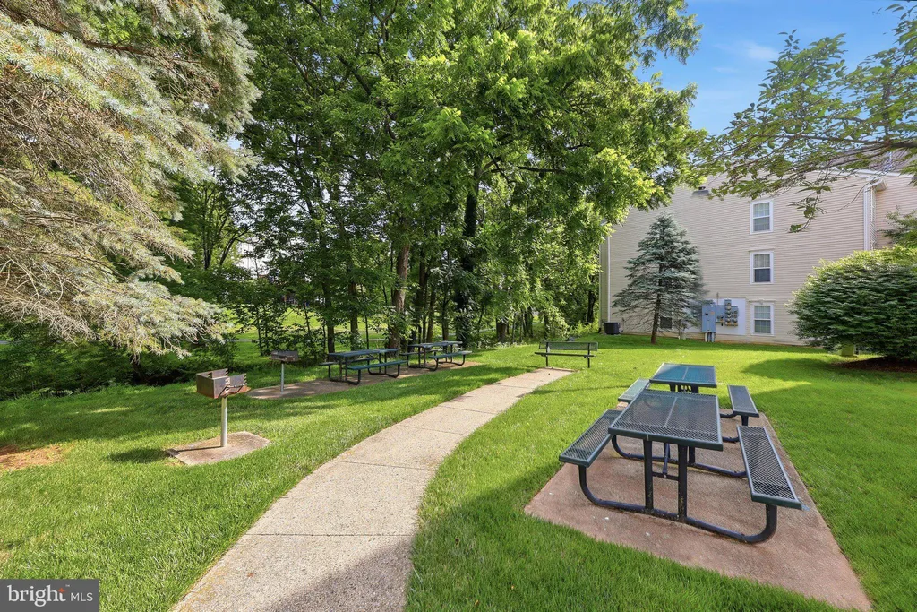 502 Leahy Court Unit 2F, Frederick, MD 21703