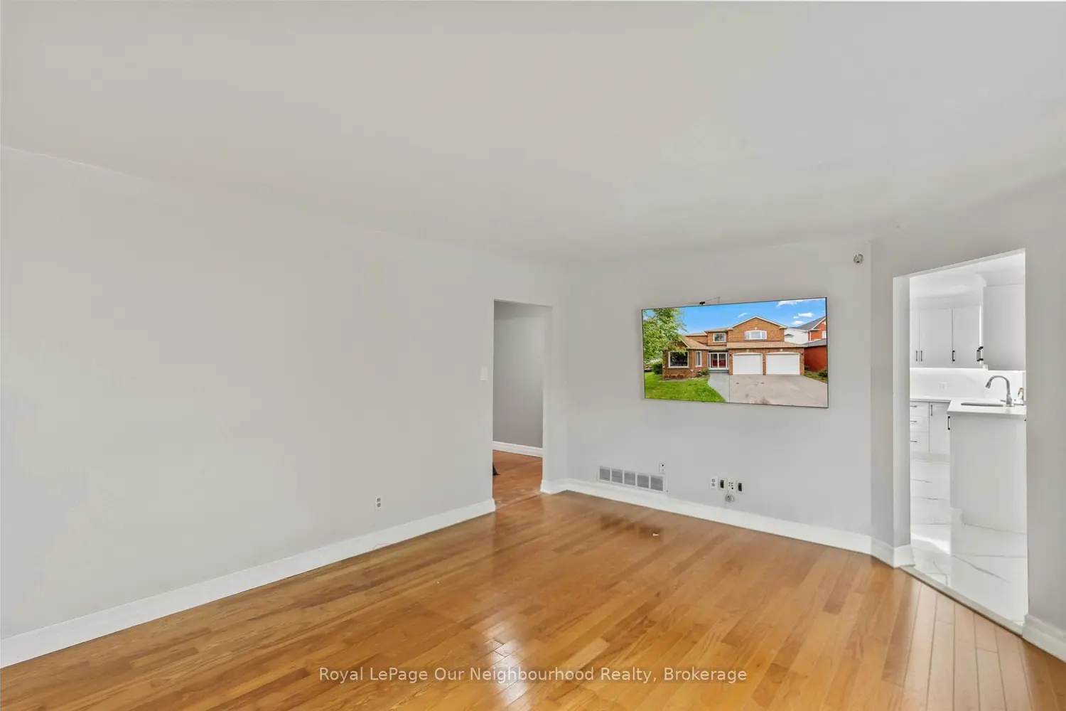 56 Glenabbey Drive photo 5