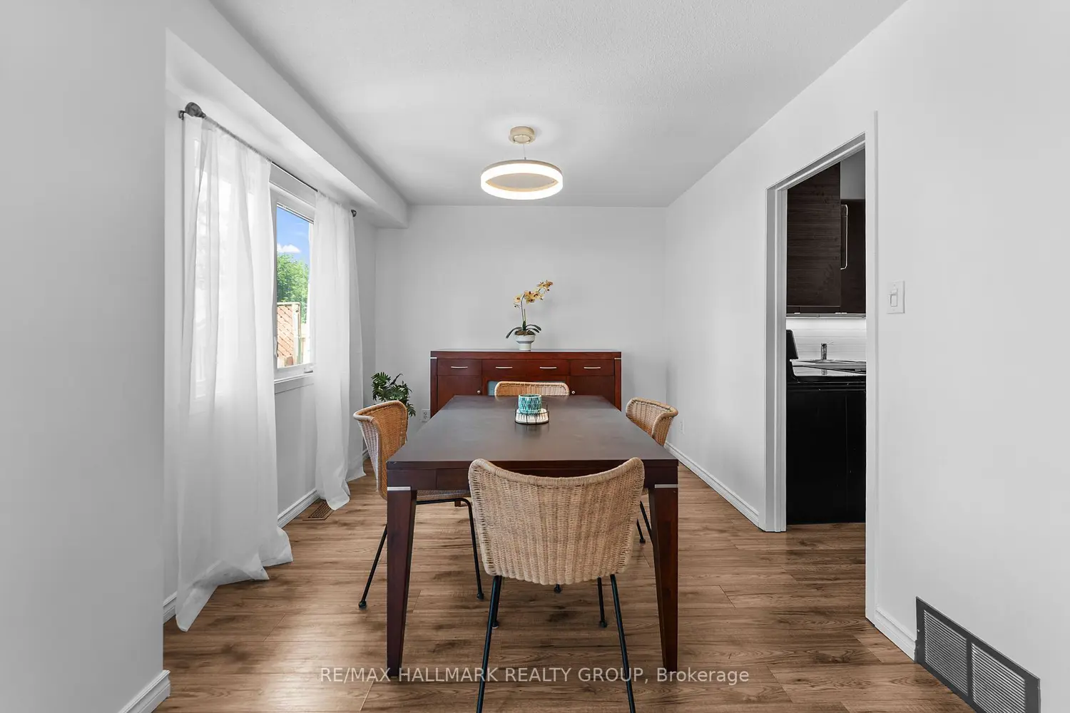 23 Oberon Street photo 4