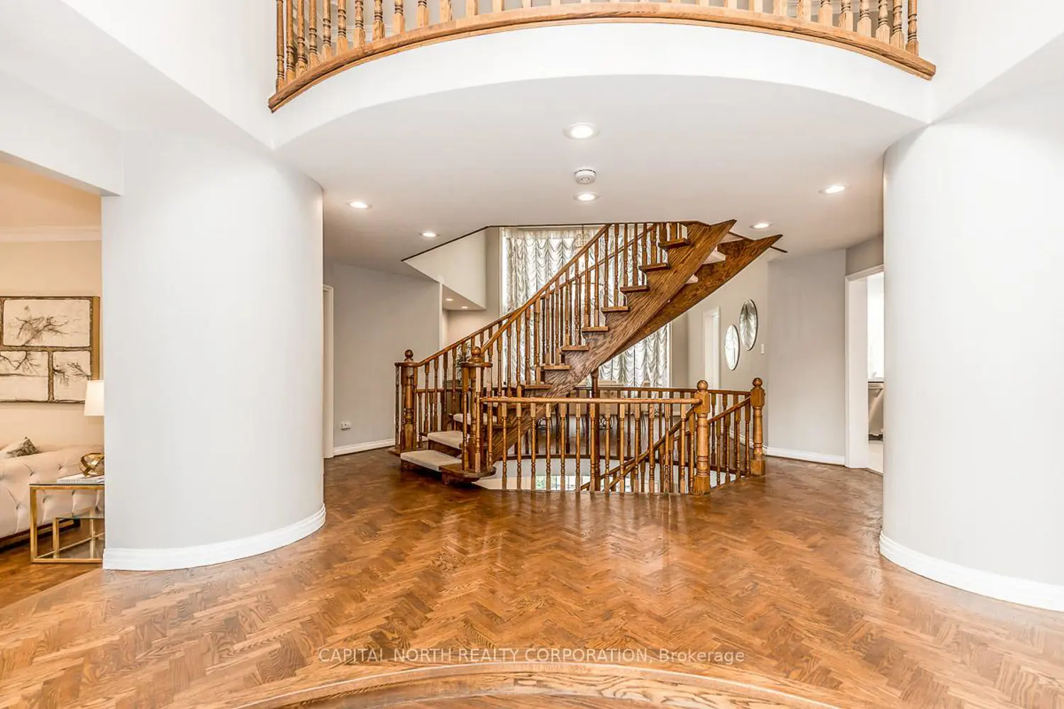 4 Prescott Court photo 3
