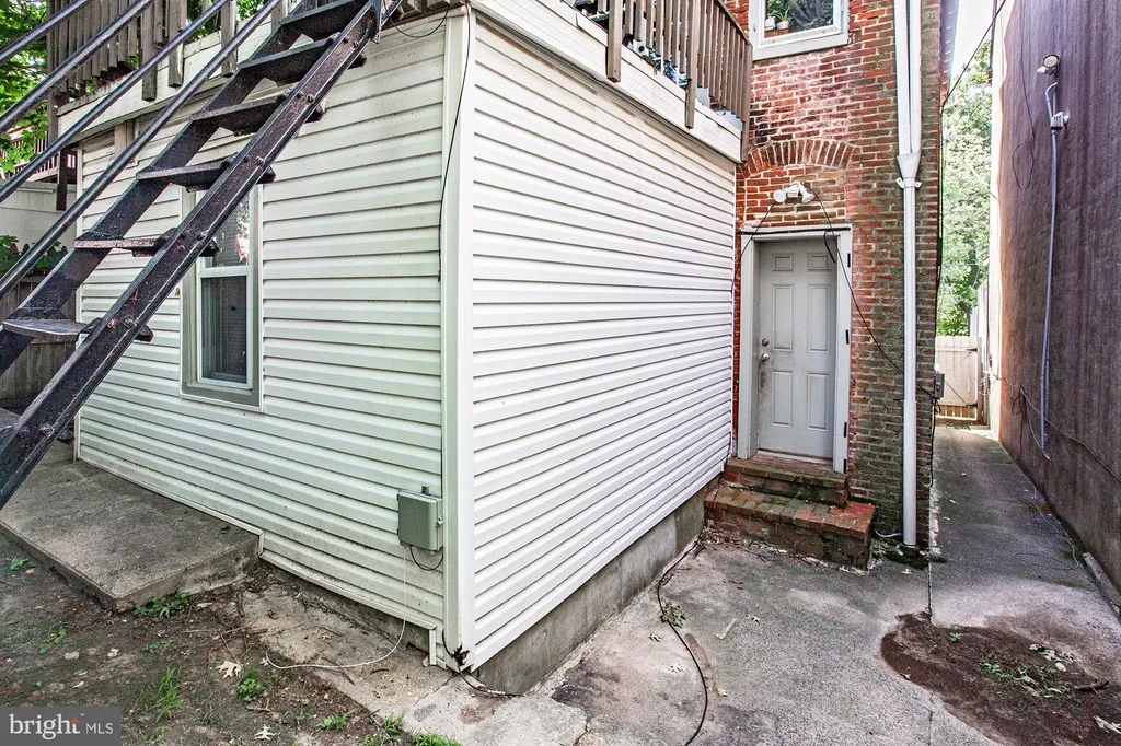 823 N Jackson Street #1, Wilmington, DE 19806