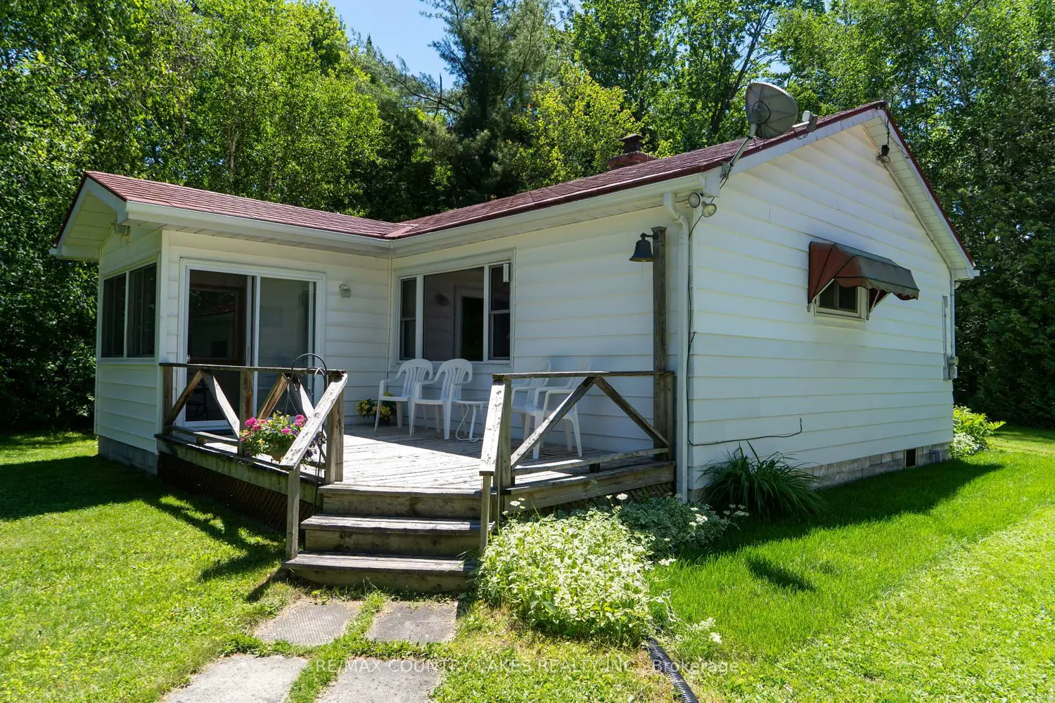 24 Talbot Drive photo 3