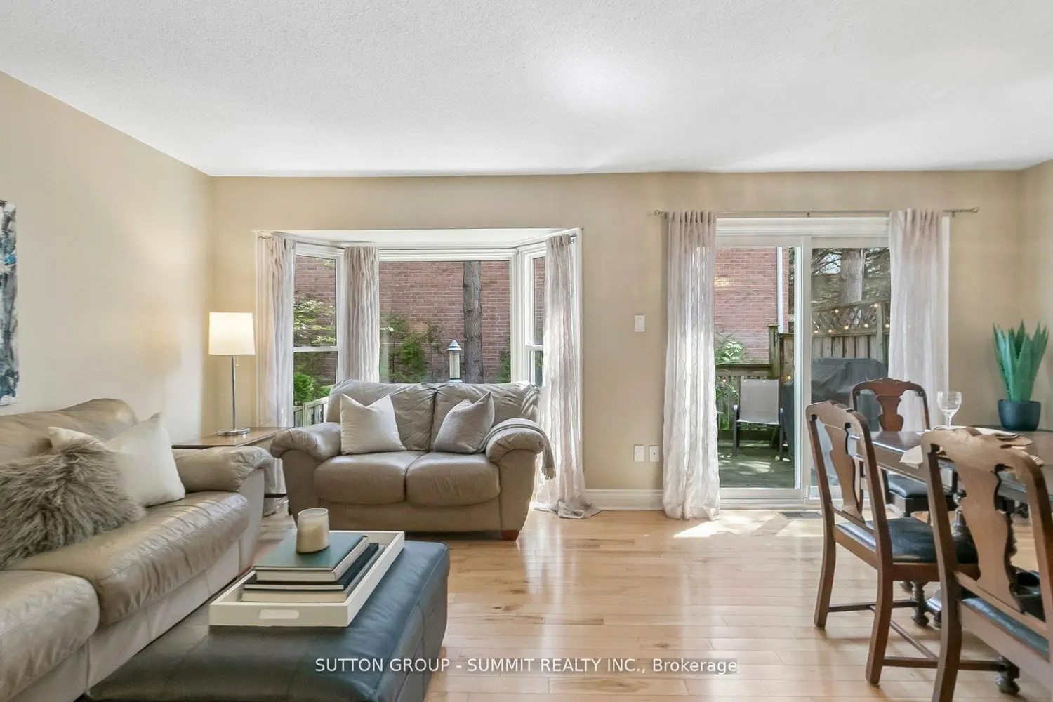 10 Tamarack Circle photo 4