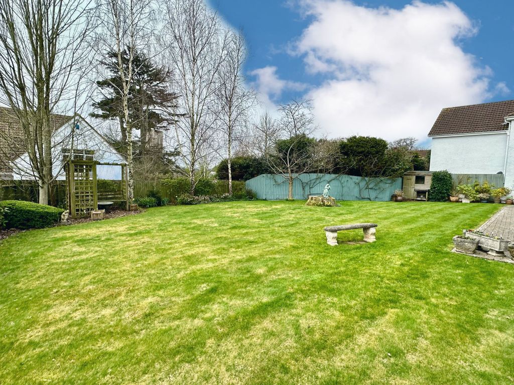 2 bed flat for saleWoodbury, Exeter EX5 photo 2