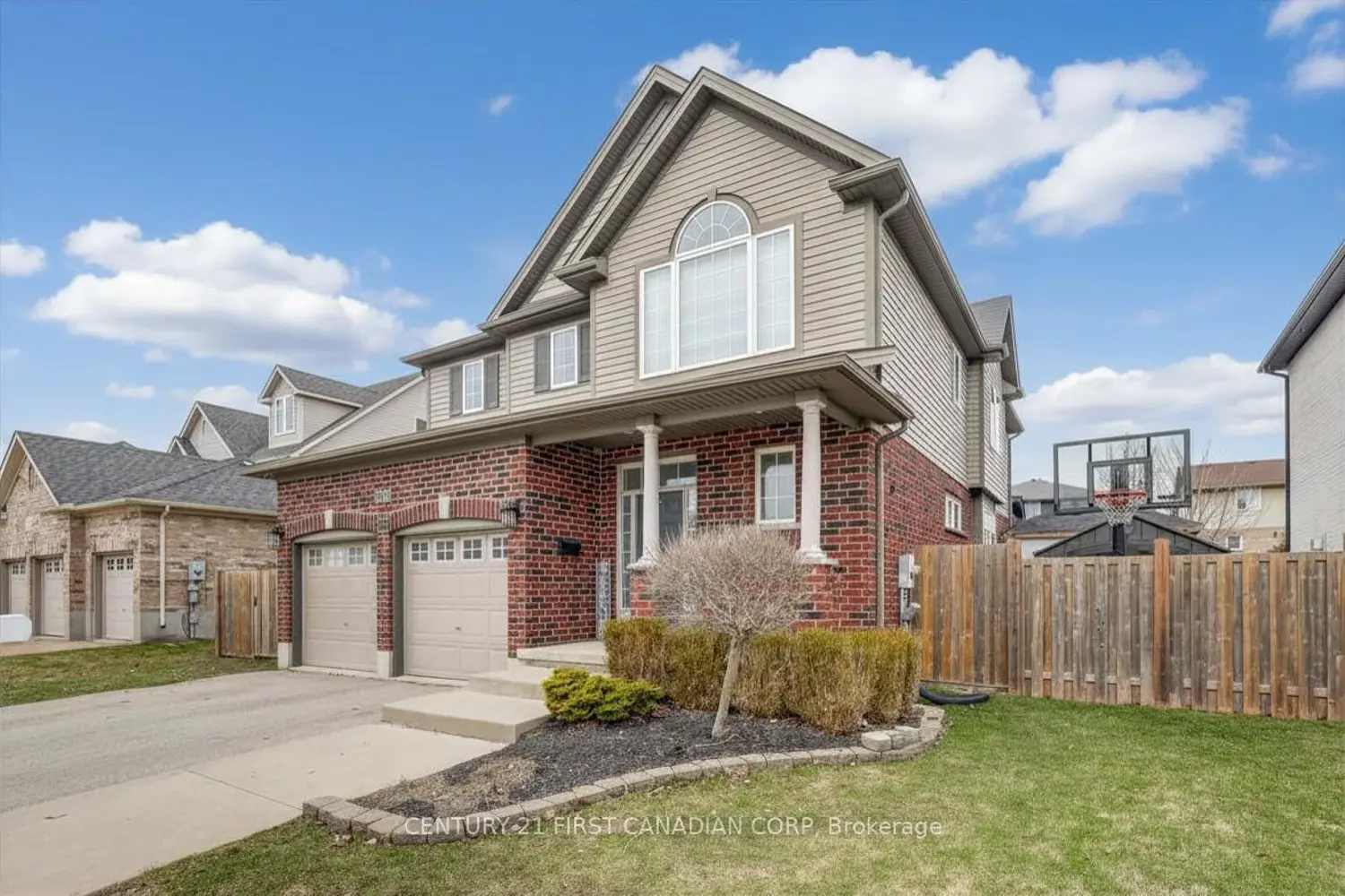 1336 Birchwood Drive photo 2