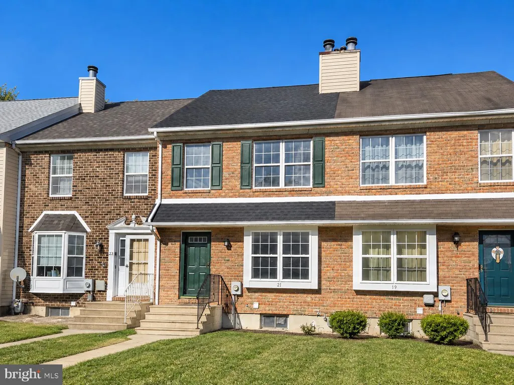 21 Marsh Creek Lane, Dover, DE 19904