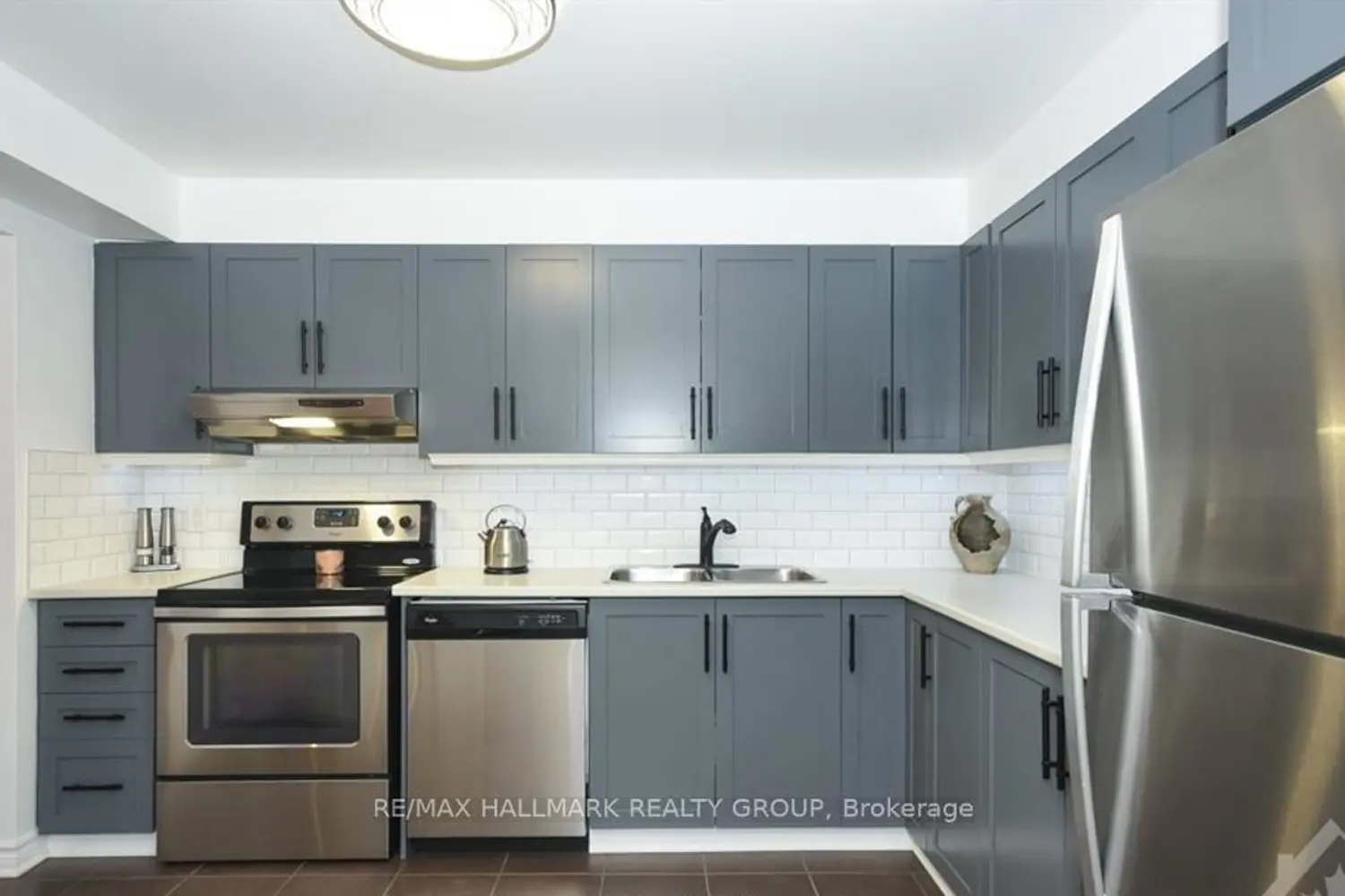 659 Petrichor Crescent photo 5