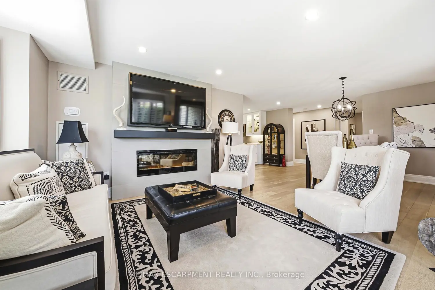 1201 North Shore Boulevard 101 photo 4