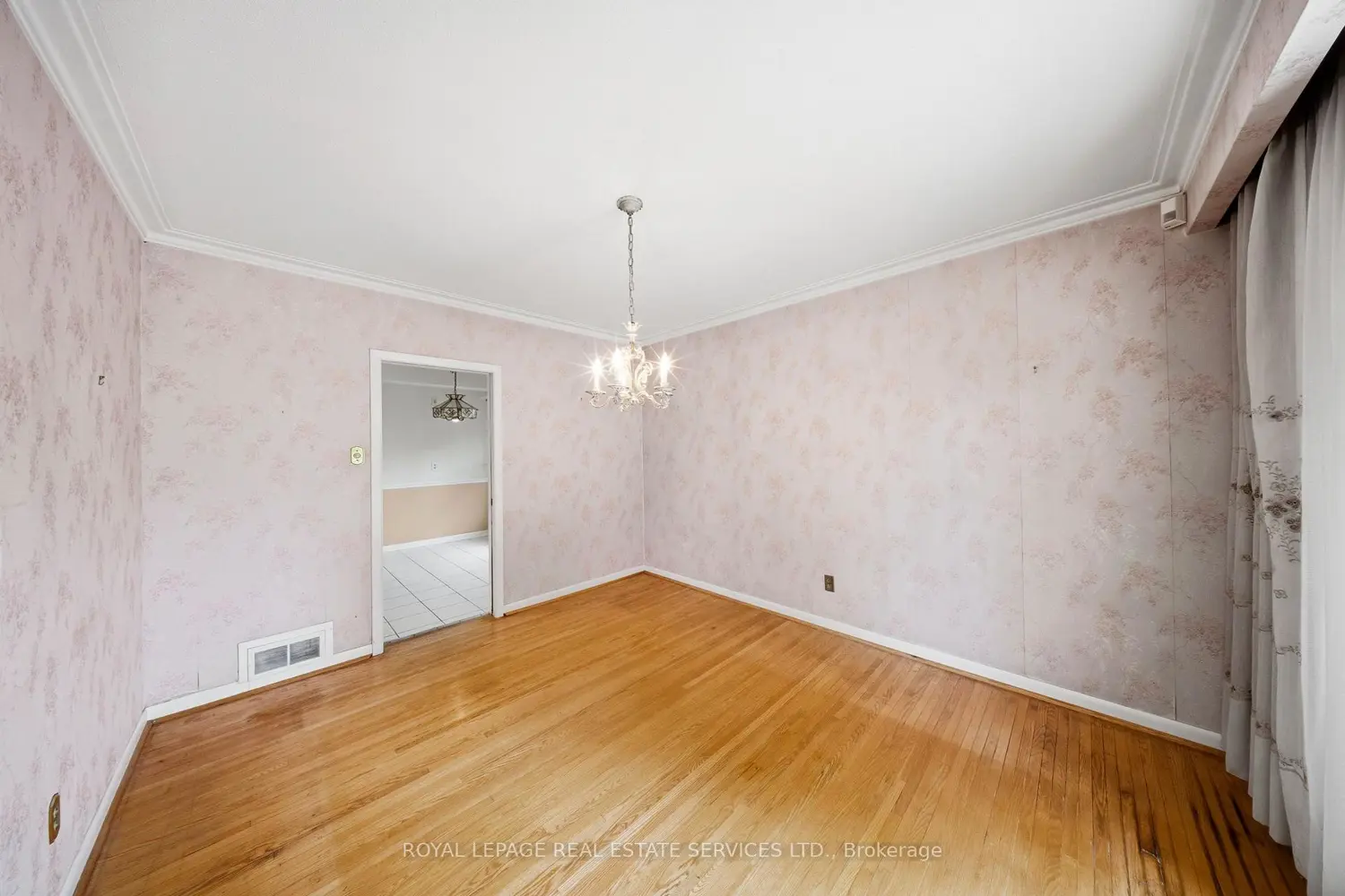 28 Bemersyde Drive photo 2