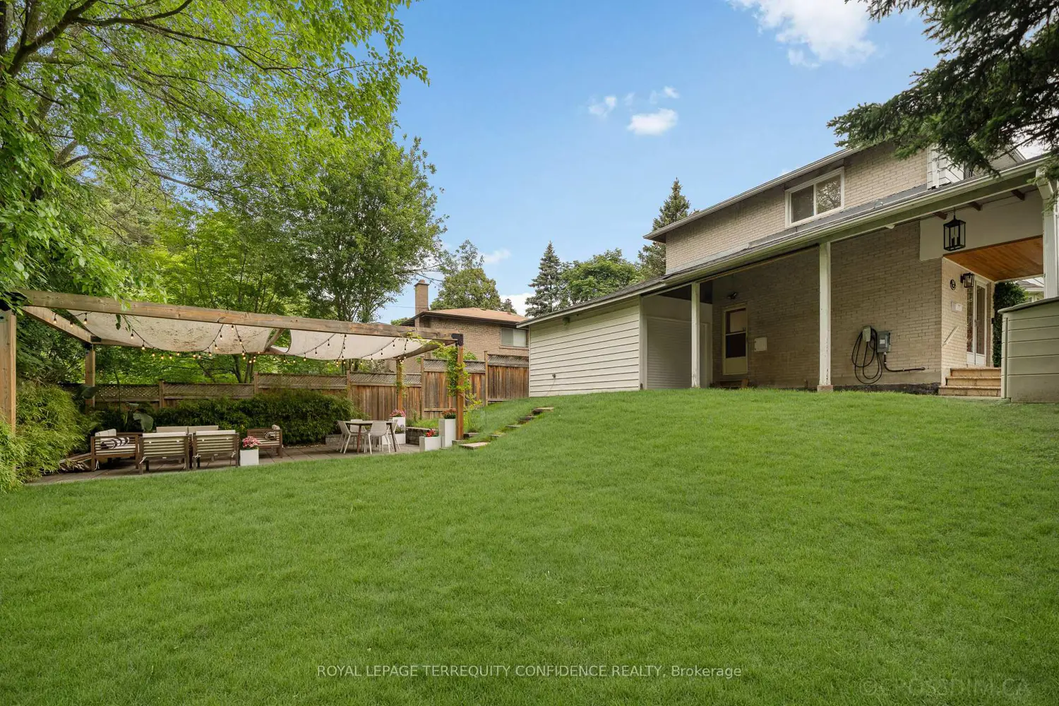 58 Shippigan Crescent photo 4