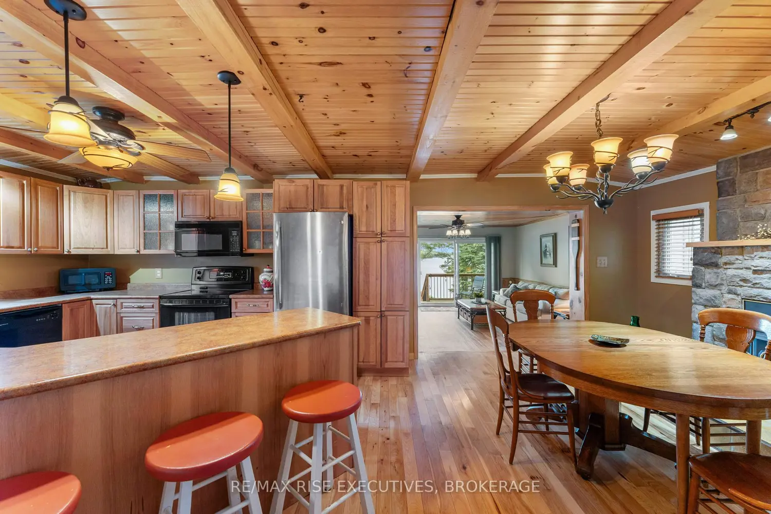 6862 Smith Lane photo 5