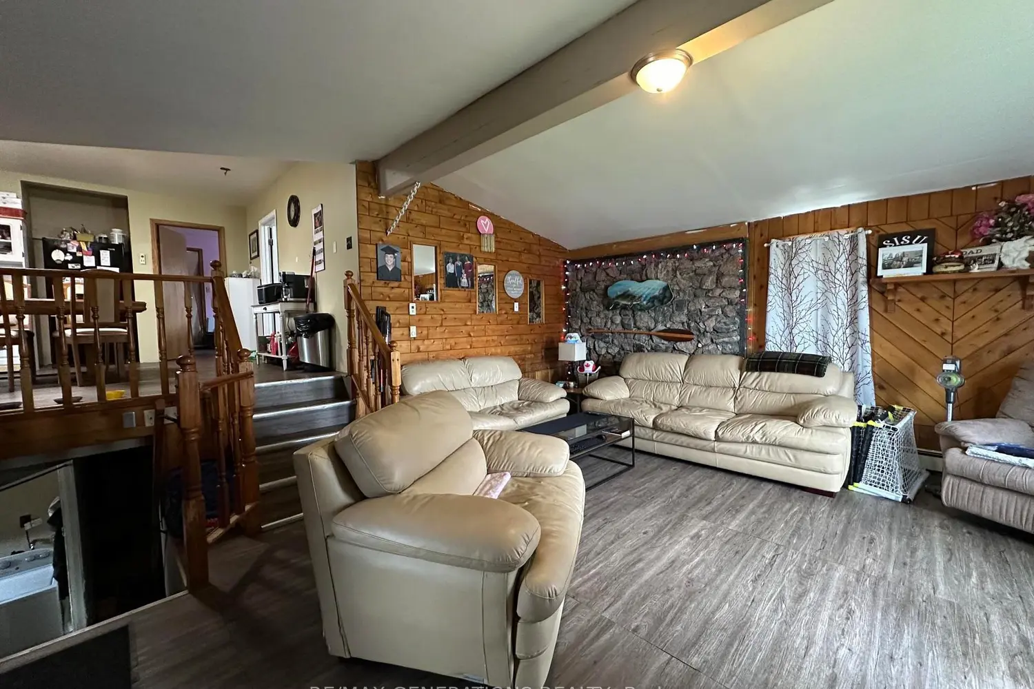 57 Superior Avenue photo 3