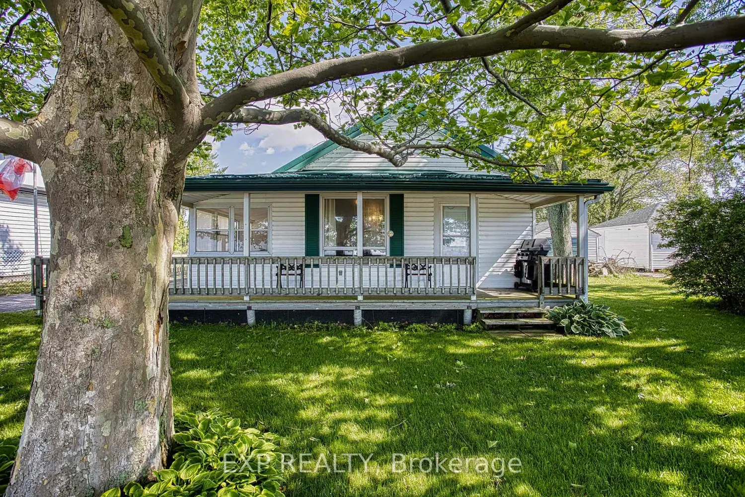 15 Horseshoe Bay Road photo 3