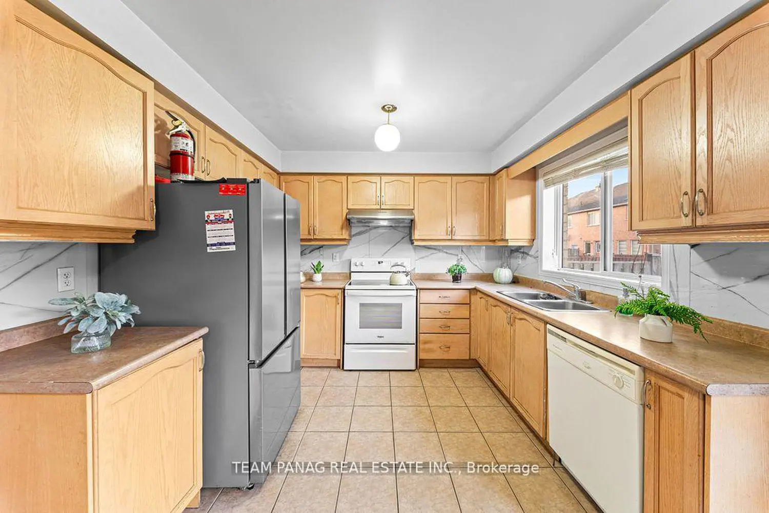31 Snowshoe Lane photo 3