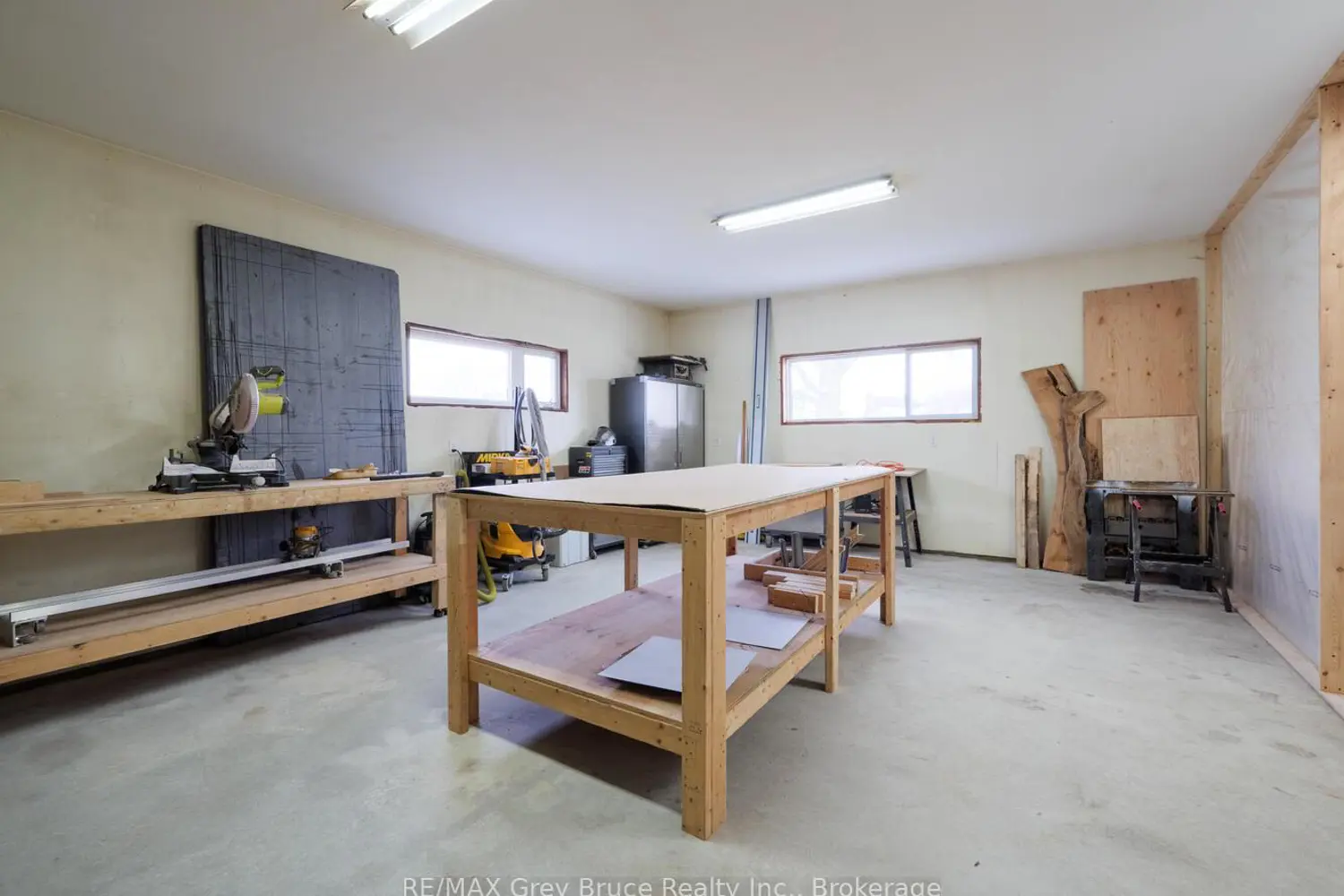 2847 Highway 6 photo 4